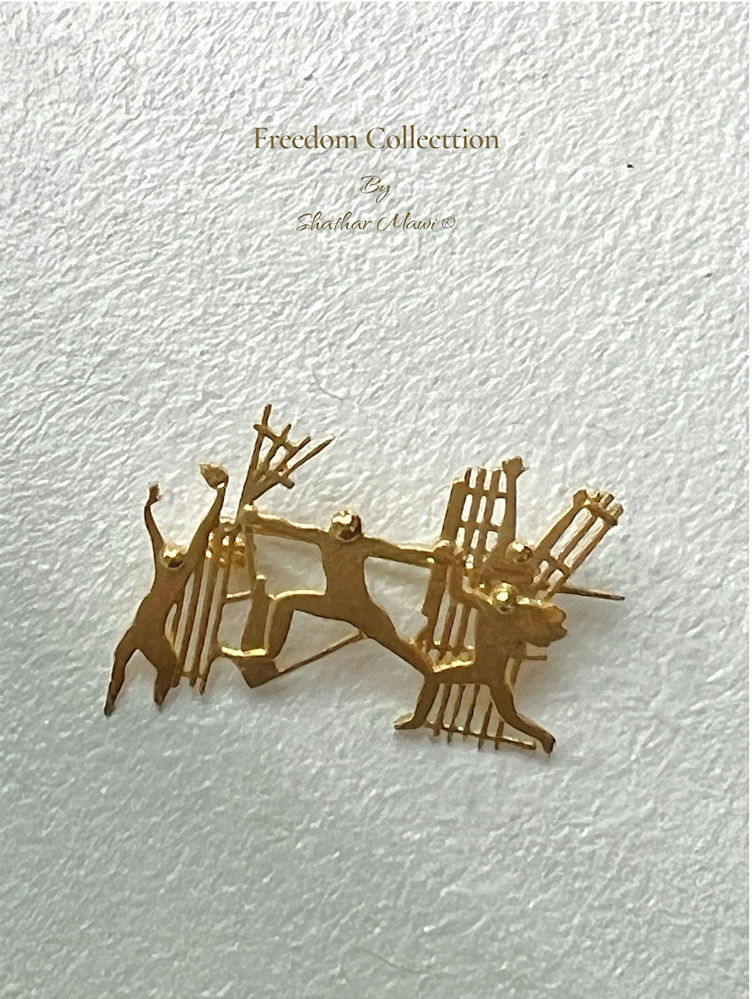 Freedom brooch 