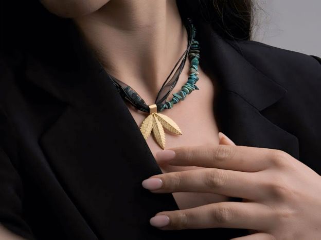 The willow golden leaf pendant _thumbnail_0
